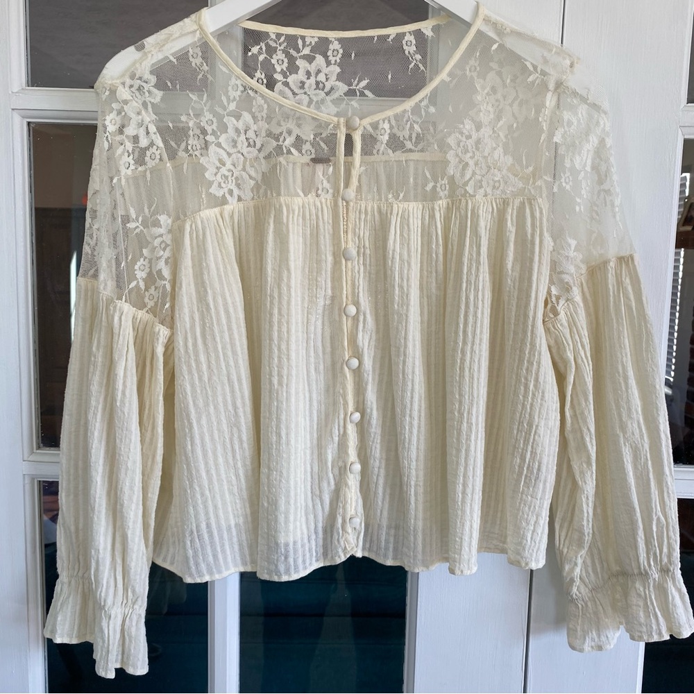 Free People Crop Top Lace Shoulders Cream White Small 100% Cotton Boho Feminine